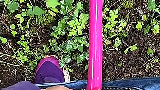 Tree Piss with Female Urination Device