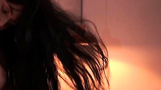 Brunette Solo Webcam Masturbation