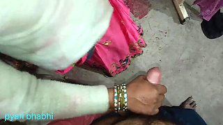 Pyari Bhabhi Gives Best Handjob After Brother-In-Law's Cock Comes Out Of Water