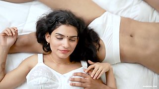 Lovely Indian bimbo breathtaking xxx scene