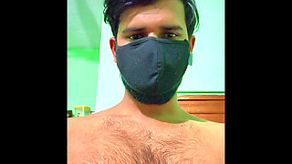 My Elder Stepsister Was Angry, We Shared a Single Bed