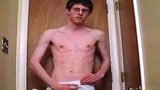 Skinny Nerd Twink Amateur