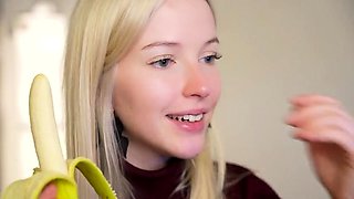 Blonde teen Sierras first erotic masturbation video