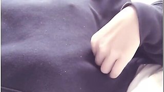 Bed Gasm In 寝起きちくひスウェットの上から乳首ホチッ 貧乳オtニー Japanese Nipple Masturbation In Bed Orgasm