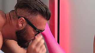 Threesome - Petite Babe Millie Morgan Drilled by 2 Huge Cock