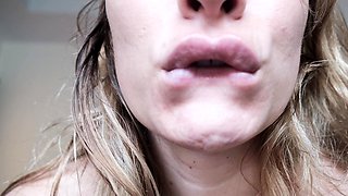 Amateur blondie solo anal masturbation