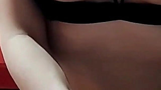 Erotic Masseuse Rubs Her Pussy on Her Client's Cock and Jerks Him Hard!