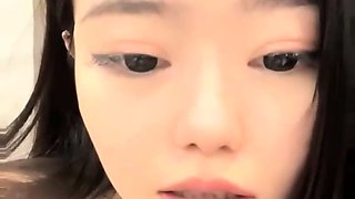 Amateur super hot brunette masturbating 3 mp4