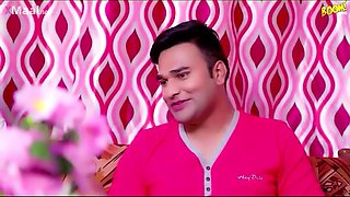 Indian Bholi Kaniya Seduces with Curvy Heat