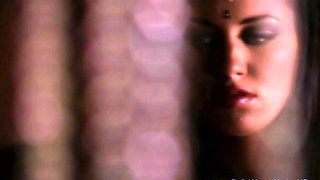 Deva Dassi s Exposed Midriff