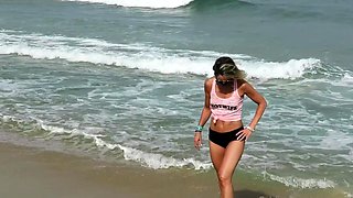 Amateur Blonde Babe Nude On The Winter Beach