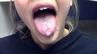 Olivia Ryder Blonde Blowjob Brunette Car Handjob