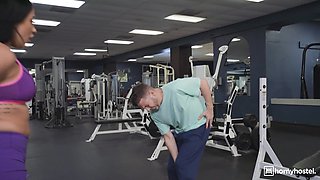 Selina Bentz Charms in Wild Influencer Gym Threesome